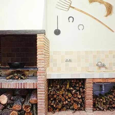 Casa Rural El Tranco Del Lobo Casas de Ves Exterior photo